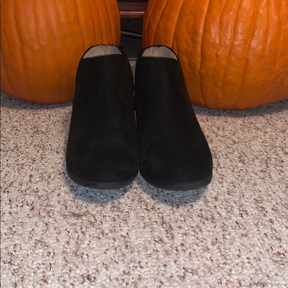 NWT Unr8ted black bootie - Picture 3 of 4